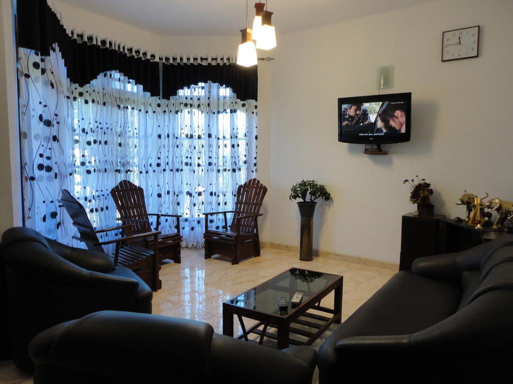 Hill Crest Residency Ξενοδοχείο Νουβάρα Ελίγια Εξωτερικό φωτογραφία